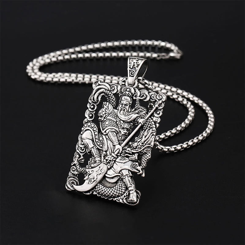 Collier pendentif nuages de bon augure dragon Guan Gong