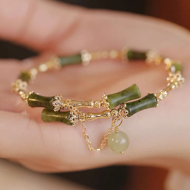 Bracelet porte-bonheur en jade vert et bambou pour la prospérité