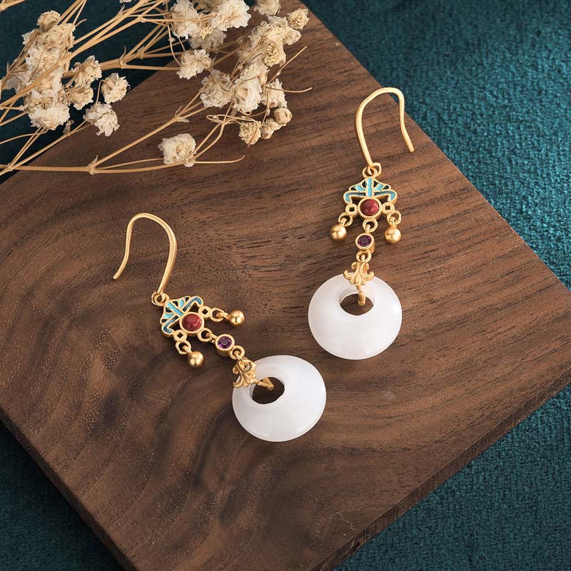 Boucles d'oreilles pendantes en jade blanc pour la protection et la chance
