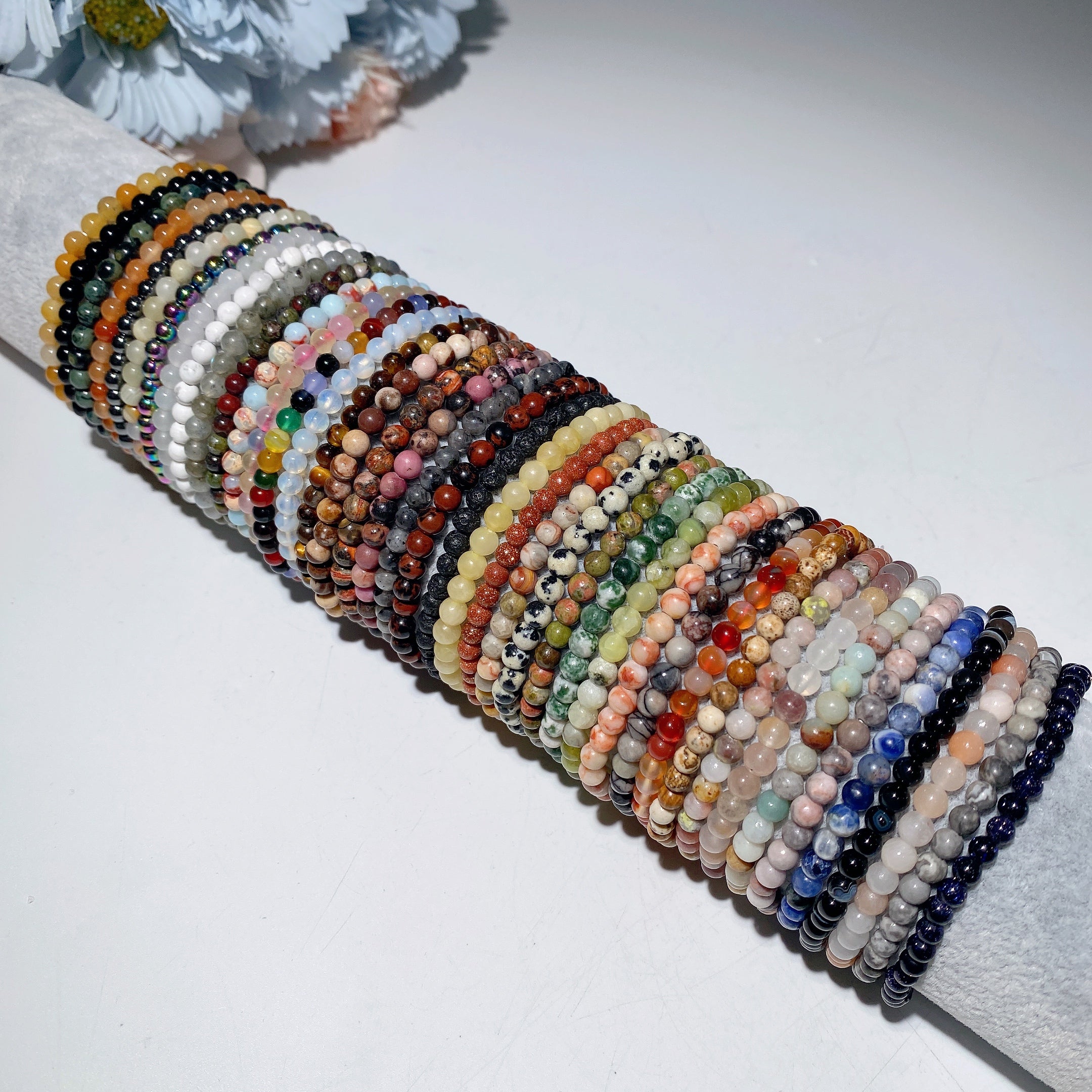 Bracelet de guérison en cristaux mixtes de 4 mm pour l'équilibre spirituel et l'énergie
