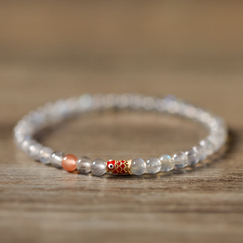Bracelet Koi en pierre de lune de 4 mm pour le calme et la chance