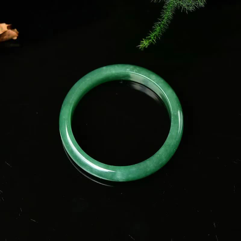 Bracelet jonc en jade 58 mm pour l'abondance et la protection