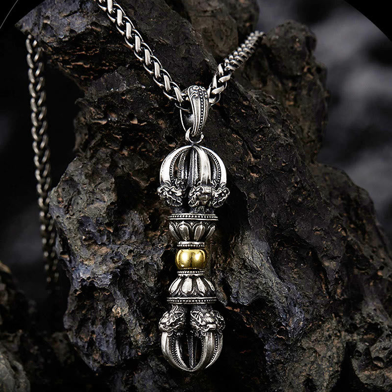 Collier pendentif tibétain en cuivre Dorje Vajra Wealth