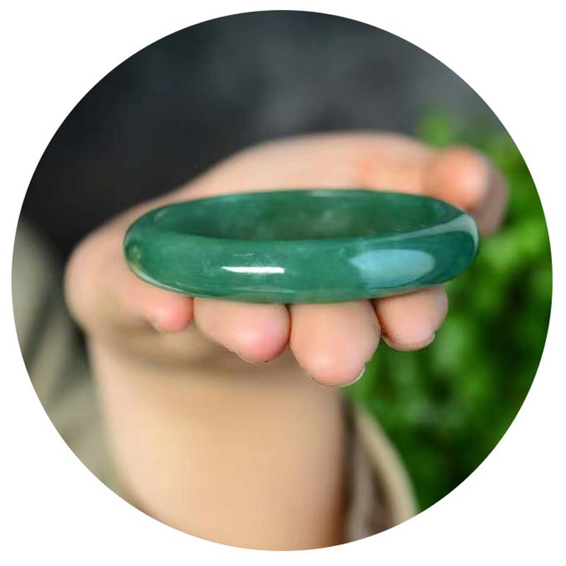 Bracelet jonc en jade 58 mm pour l'abondance et la protection
