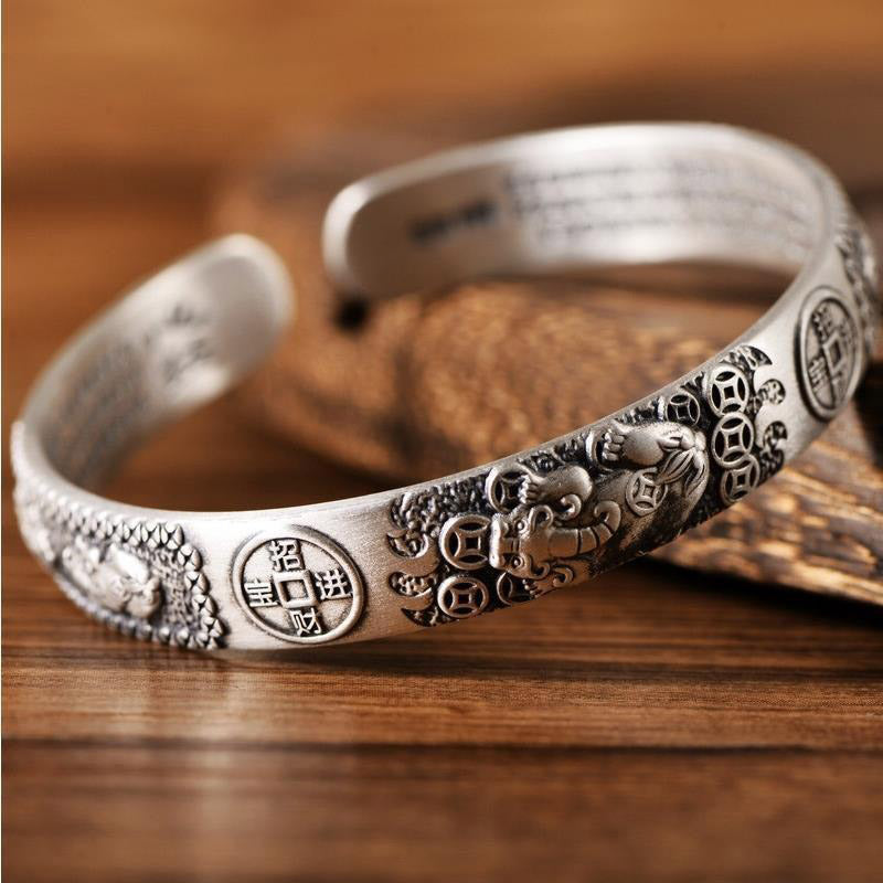 Adjustable White Copper Pixiu Bracelet for Wealth & Luck