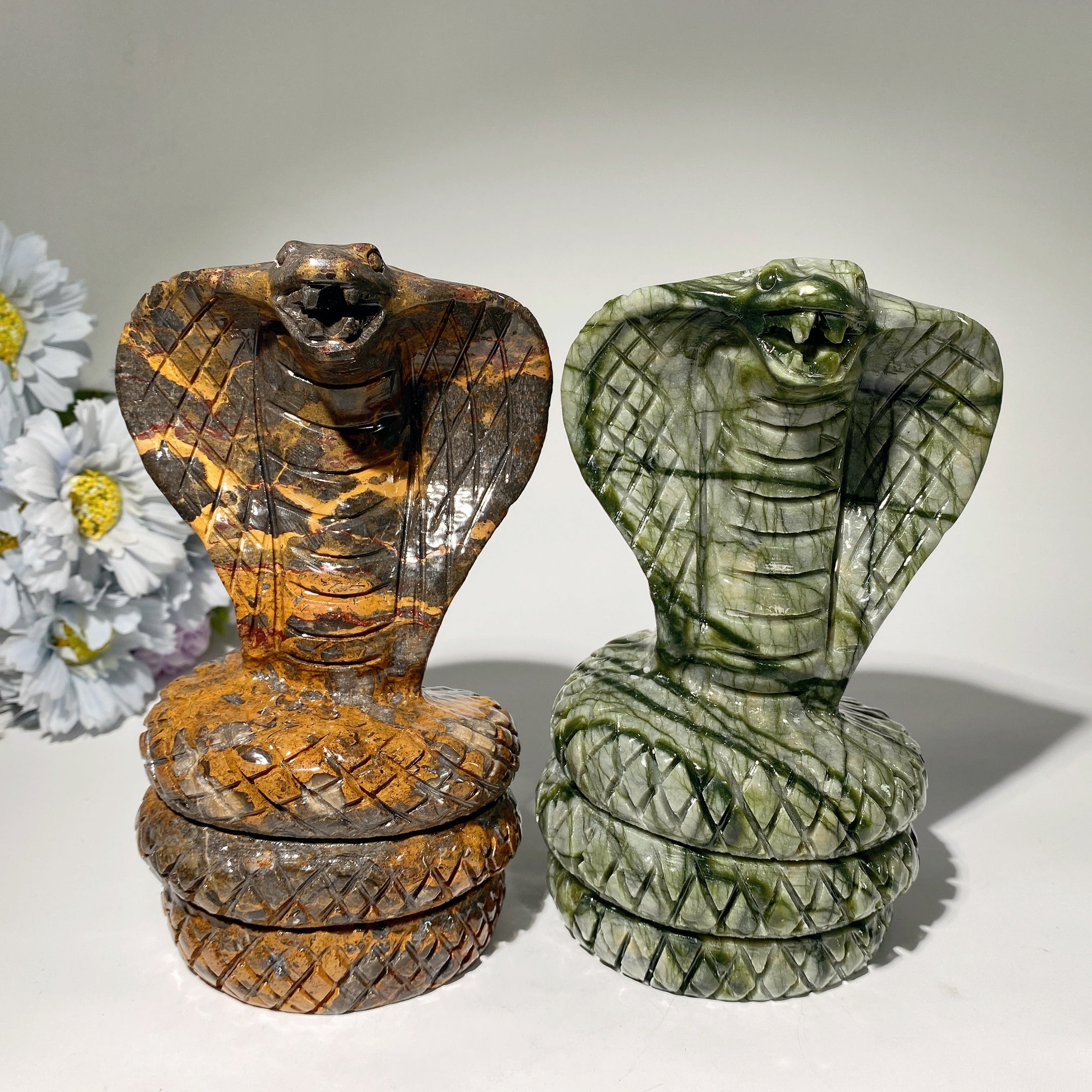 6.5-inch Jade Cobra Crystal Animal Carving for Healing