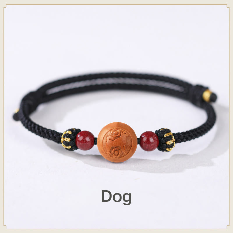 Bracelet de richesse en bois de pêcher naturel avec symbole du zodiaque chinois Fu et cinabre
