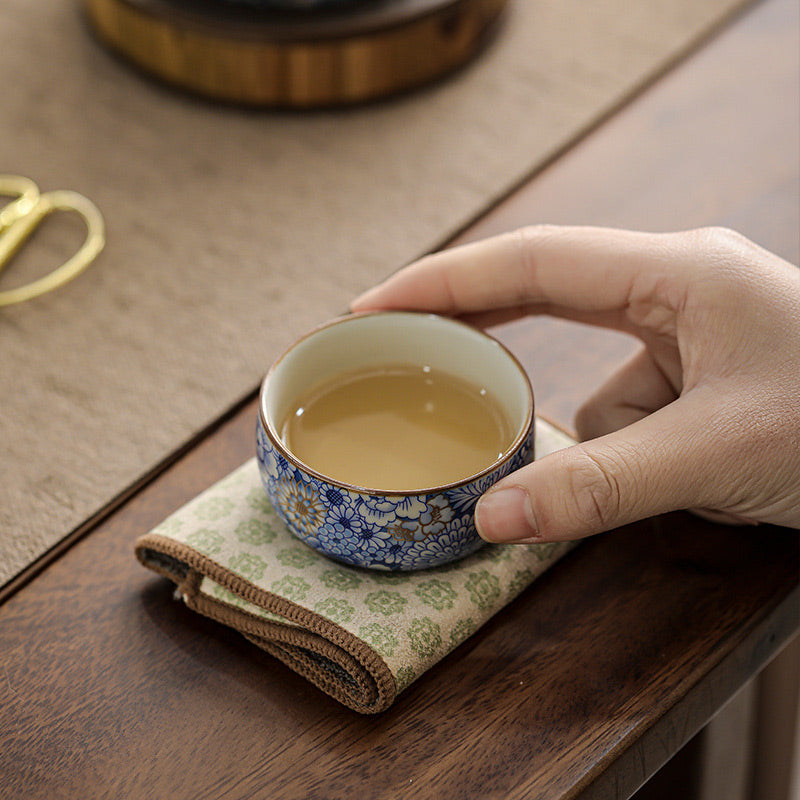 Ceramic Lotus Chrysanthemum Tea Cup Set with Teapot 140ml