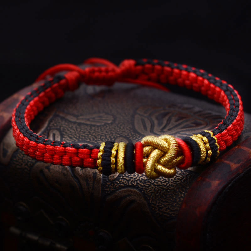Bracelet fait main en corde rouge avec nœud d'amour véritable pour la chance