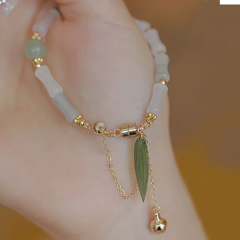 Bracelet de protection en jade blanc Hetian plaqué or 14 carats et feuille de bambou