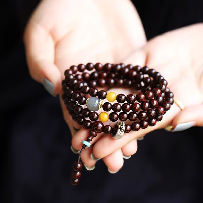 Bracelet en jade de 6 mm avec breloque en bois de santal et étoile dorée pour la protection