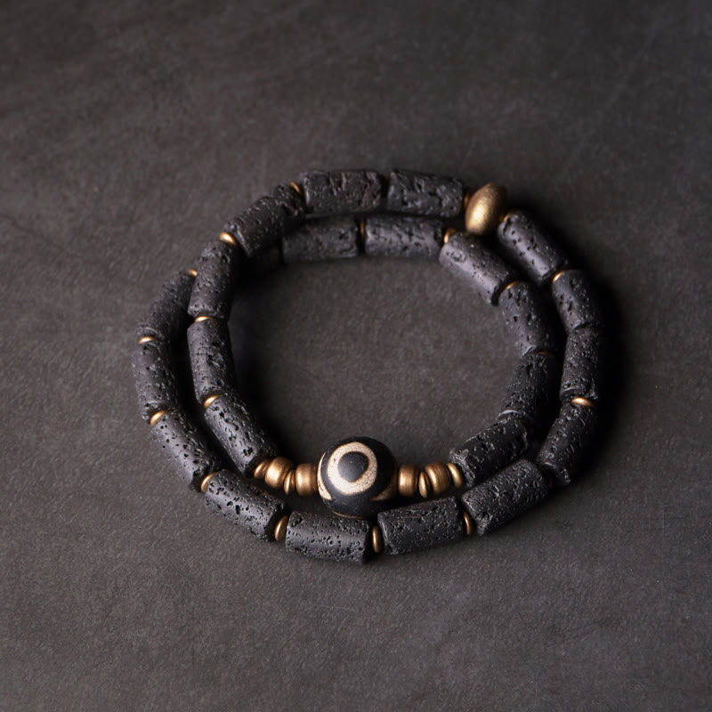Bracelet enroulé en laiton avec perles dzi à trois yeux en pierre de lave de 6 mm pour le calme