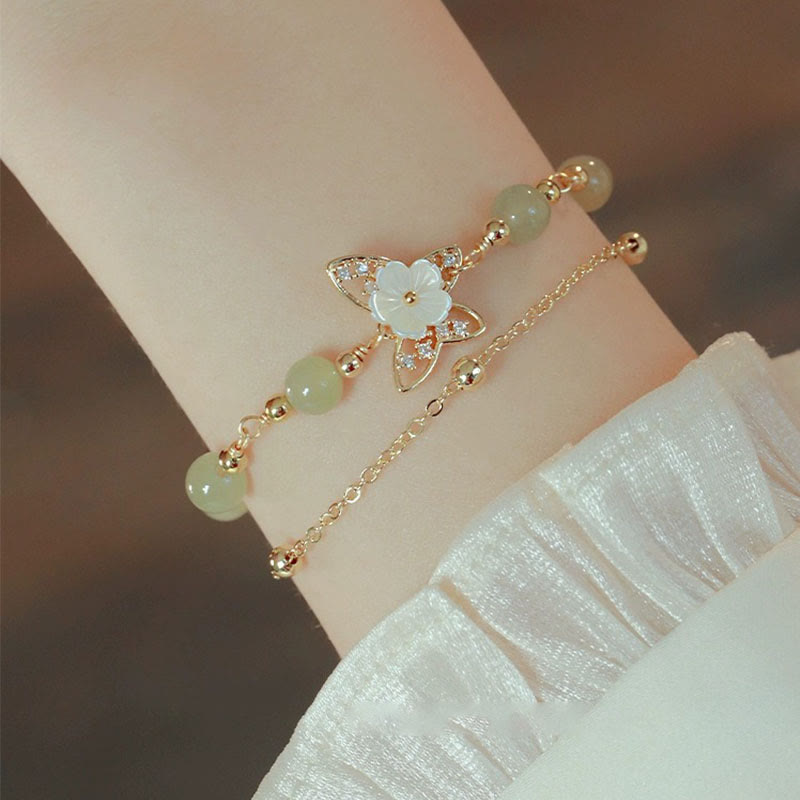 Bracelet porte-bonheur papillon en jade plaqué or 14 carats à double couche