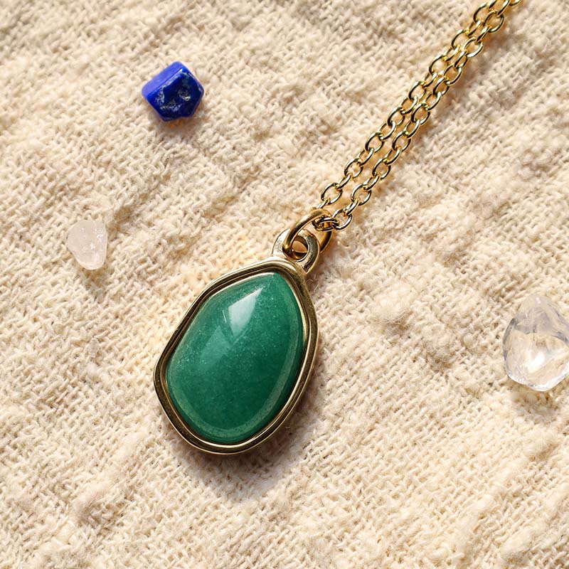 Collier pendentif en quartz rose naturel pour l'amour inconditionnel et la guérison
