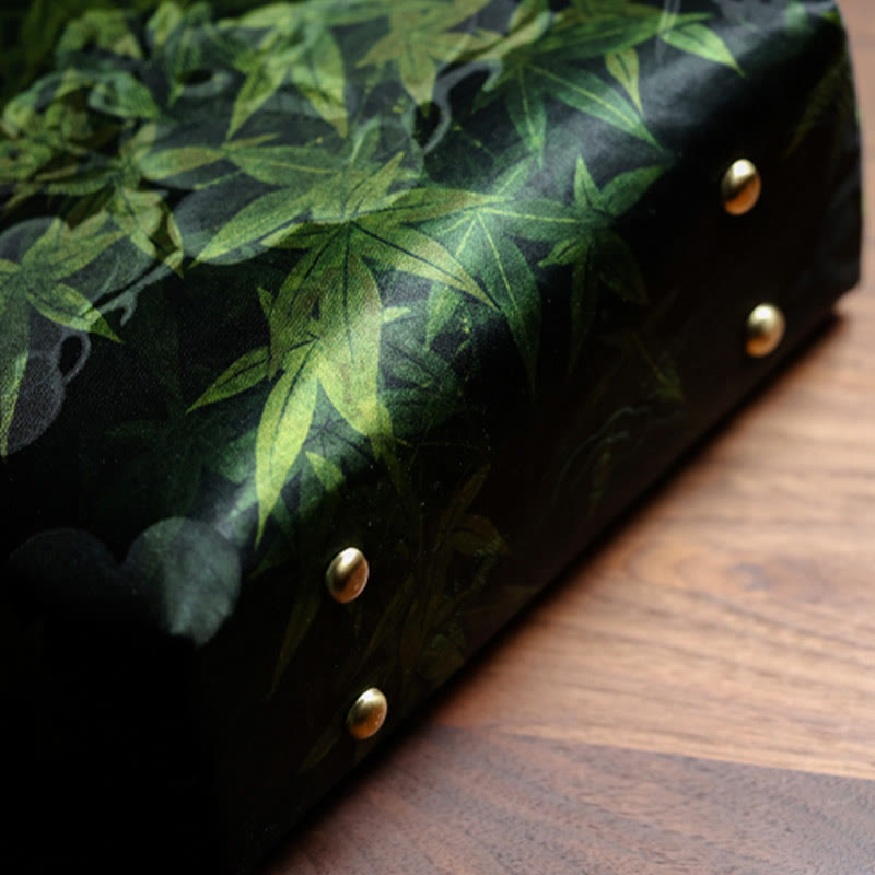 Sac à main en bambou avec motif papillon et poisson koï et poignées en jade