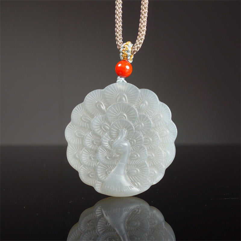 Collier de protection en jade blanc avec pendentif de bénédiction