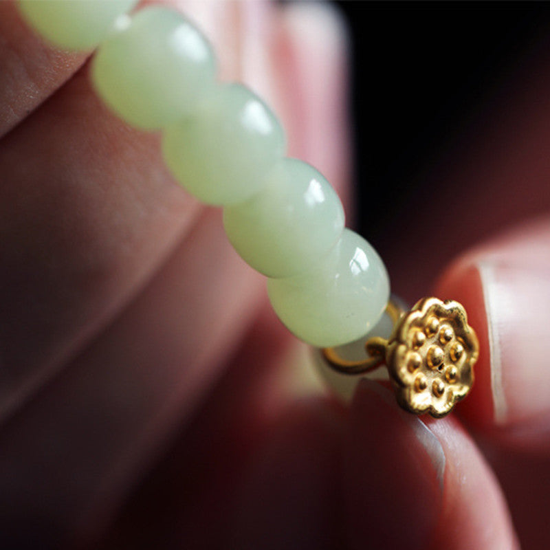 Bracelet ajustable en jade lotus pour la prospérité