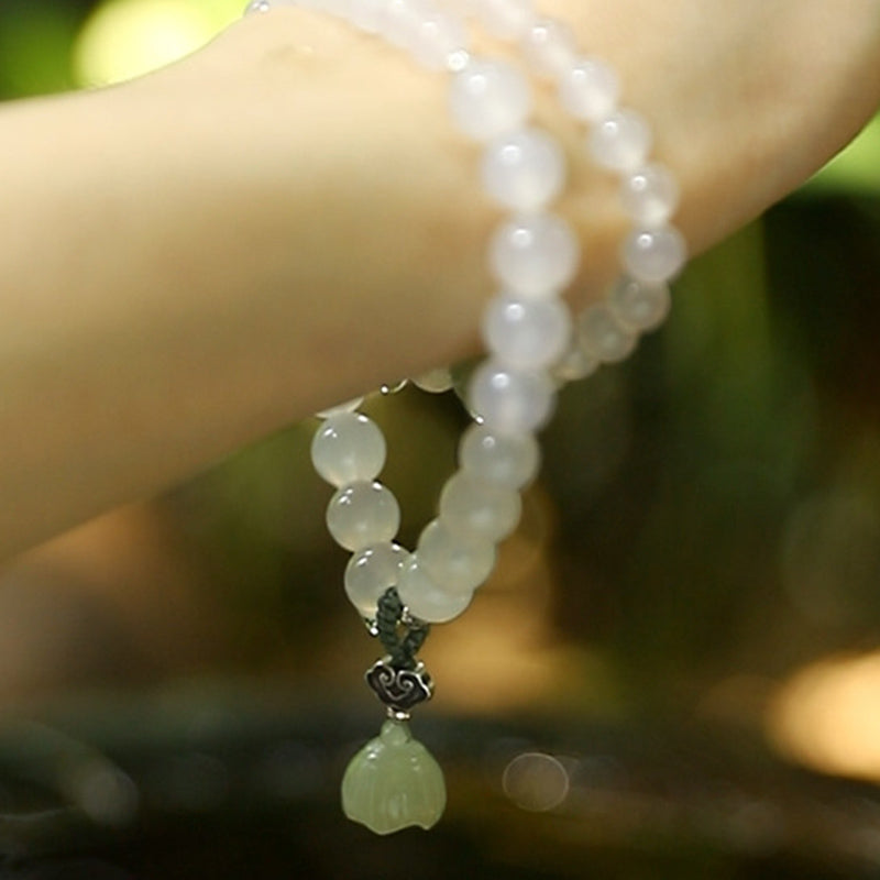 Bracelet de protection en agate blanche et jade lotus