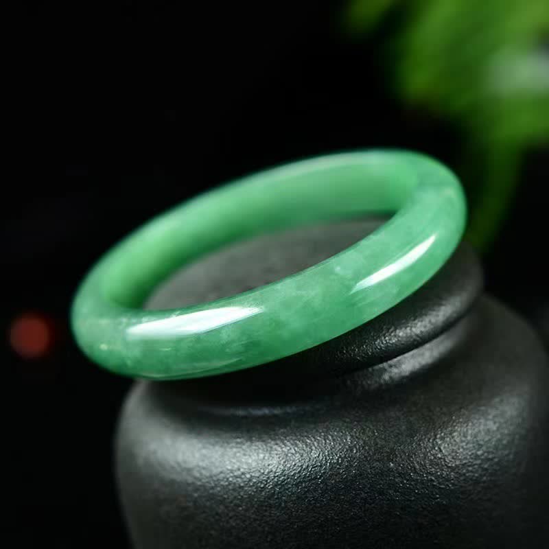 Bracelet jonc en jade 58 mm pour l'abondance et la protection