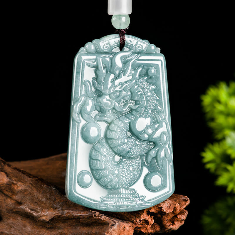 Collier unique en jade avec dragon et protection et succès