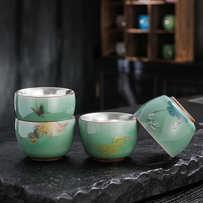 Tasse à thé en céramique 120 ml avec motifs papillons et lotus pour une décoration zen
