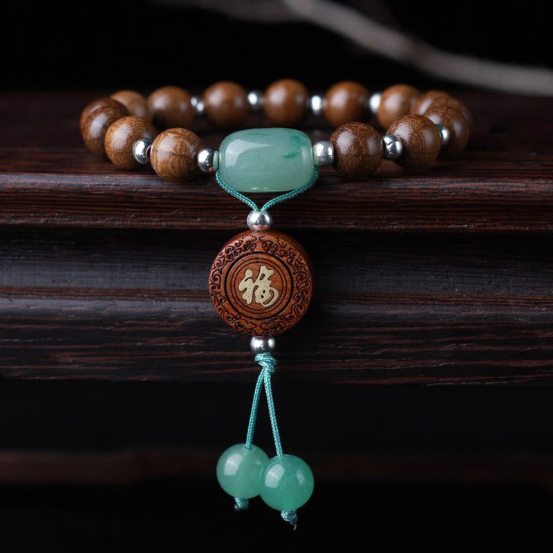 Bracelet de protection Om Mani Padme Hum en bois d'Abelia Biflora de 8 mm
