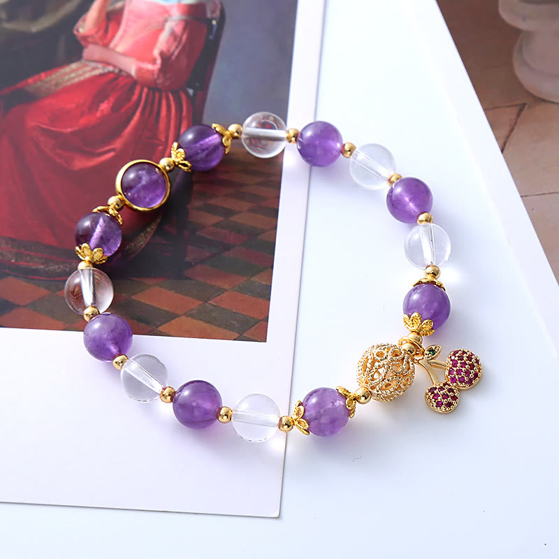 Bracelet en cristal d'améthyste de 8 mm avec breloque cerise pour la positivité
