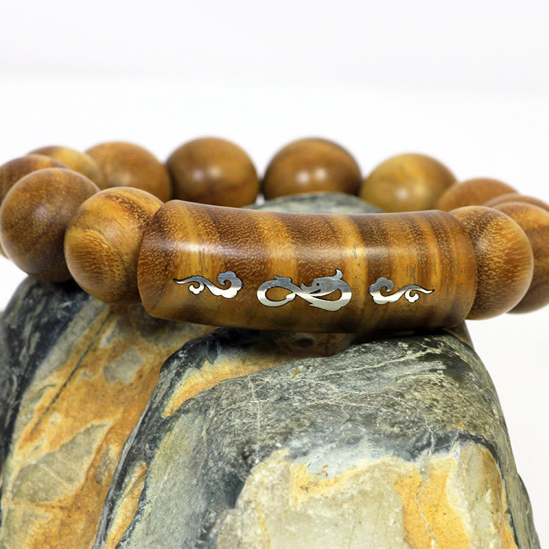 Bracelet de paix Om Mani Padme Hum en bois de santal vert 8 mm