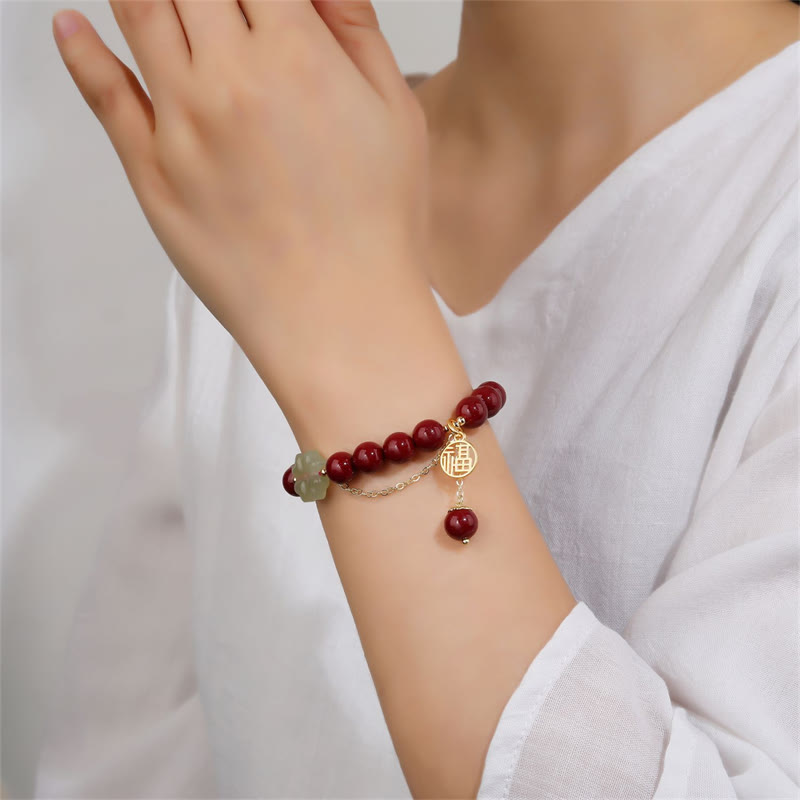 Bracelet en jade Hetian de 8 mm avec breloque de bénédiction Fu en cinabre