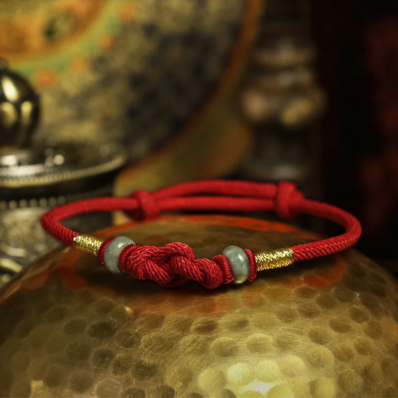 Bracelet en fil rouge avec nœud porte-bonheur en jade de 8 mm