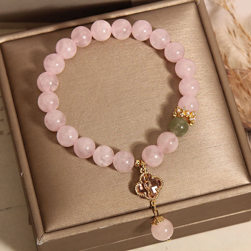 Bracelet trèfle à quatre feuilles apaisant en cristal rose de 8 mm