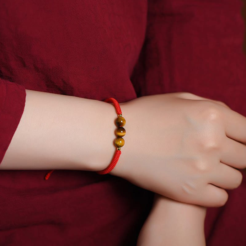 Bracelet de protection œil de tigre à trois perles de 8 mm avec corde rouge ou noire