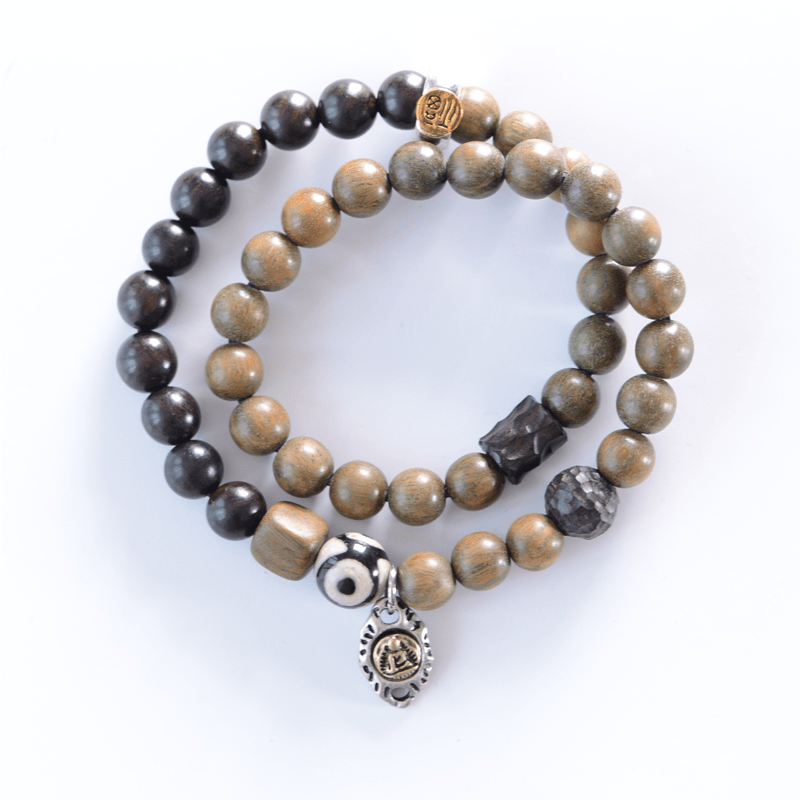 Bracelet spirituel tibétain en ébène et bois de santal vert de 8 mm