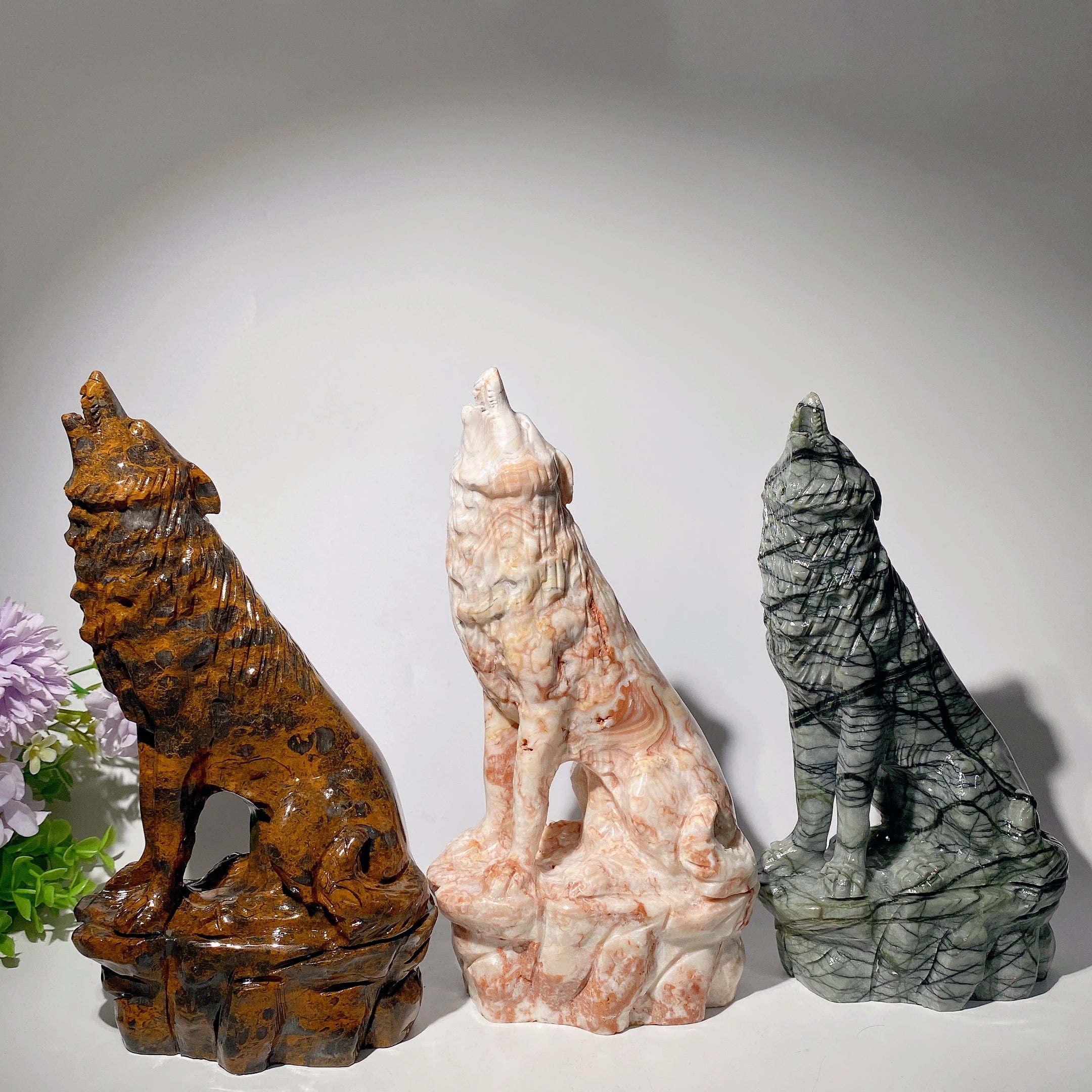 Figurine de loup en cristal de jade de 9 pouces