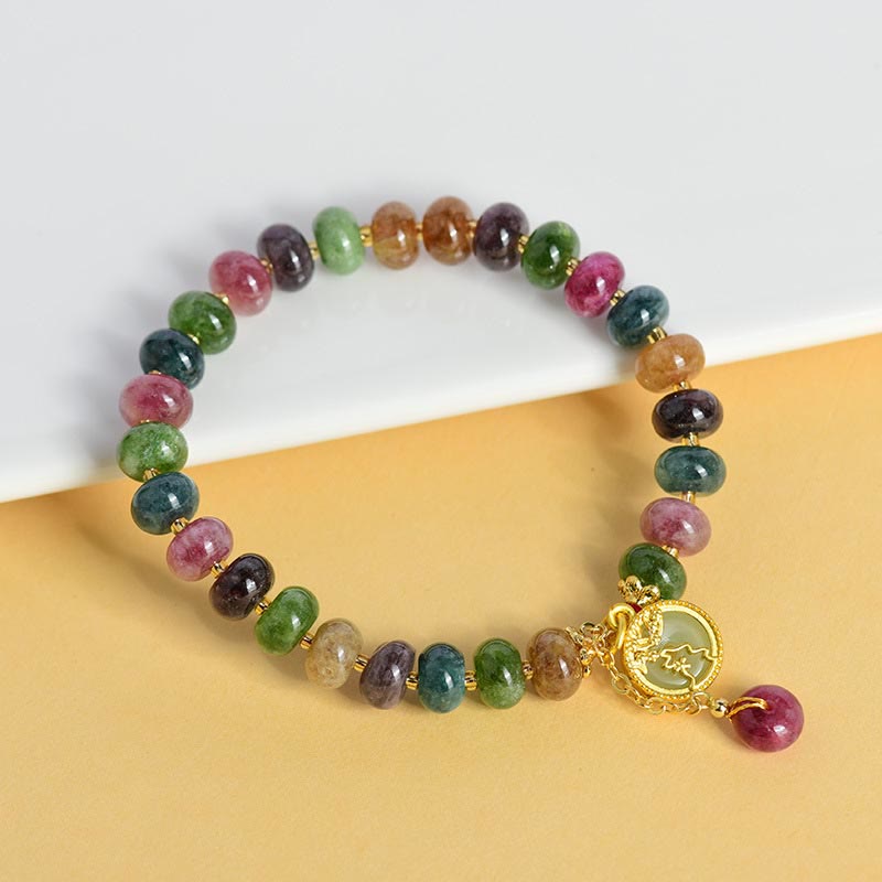 Bracelet d'amour en tourmaline colorée avec breloque fleur de lapin