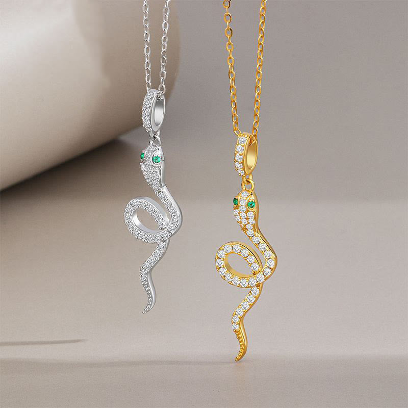Collier de protection serpent aux yeux verts en argent sterling 925