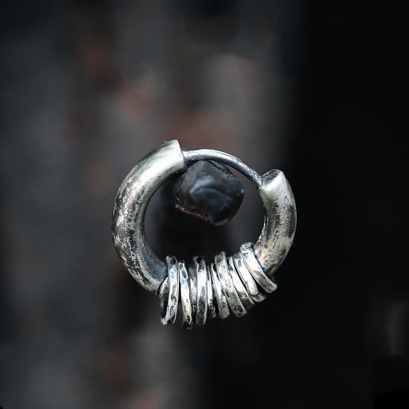 Boucles d'oreilles spirituelles de protection martelées à la main en argent sterling 925