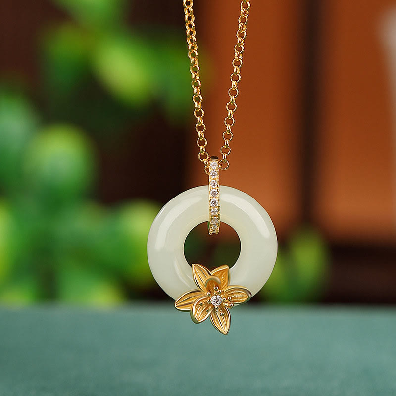 Collier porte-bonheur en argent sterling 925 et jade Hetian avec boucle de paix et fleur