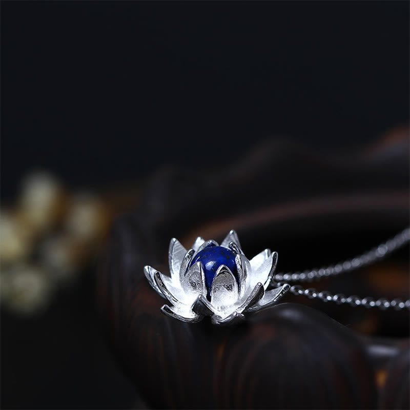 Collier Lotus en argent sterling 925 et lazurite pour prendre soin de soi