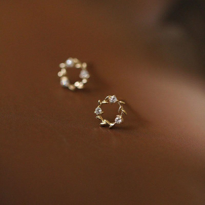 Boucles d'oreilles spirituelles en argent sterling 925, petite couronne de fleurs bénies