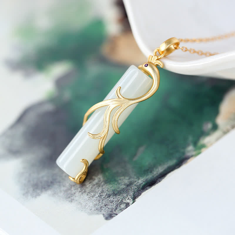 Collier pendentif dragon en jade blanc et cuivre pour la protection