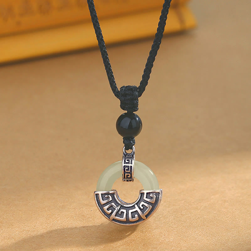 Collier en jade Hetian naturel avec boucle de paix | Prospérité en argent 925