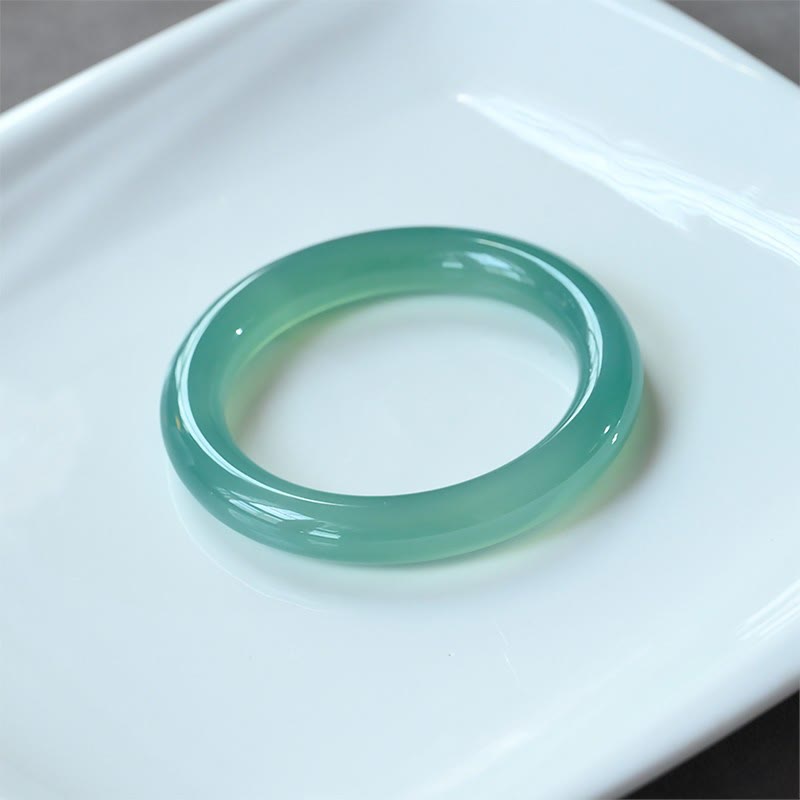 Bracelet jonc en calcédoine verte de 9 mm