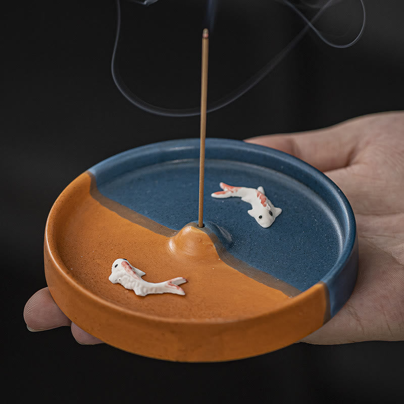 Brûleur d'encens en céramique en forme de poisson koï pour la méditation de guérison spirituelle