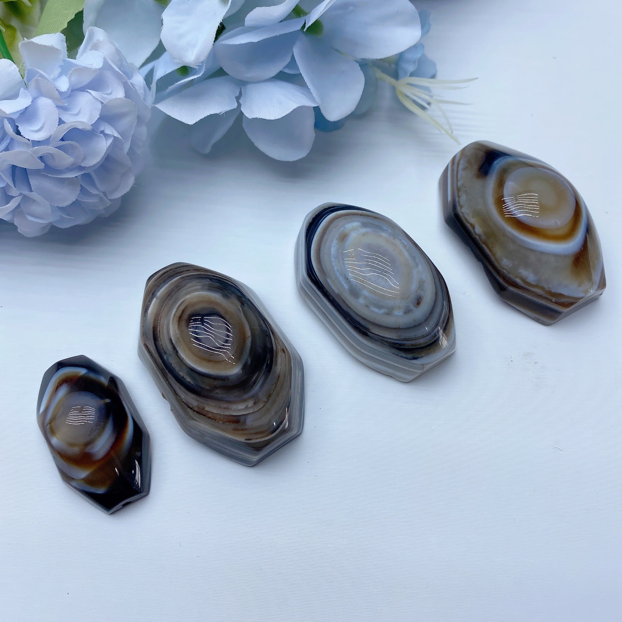 Agate Eye Bead 1.3-1.8 Inch for Crystal Healing Jewelry