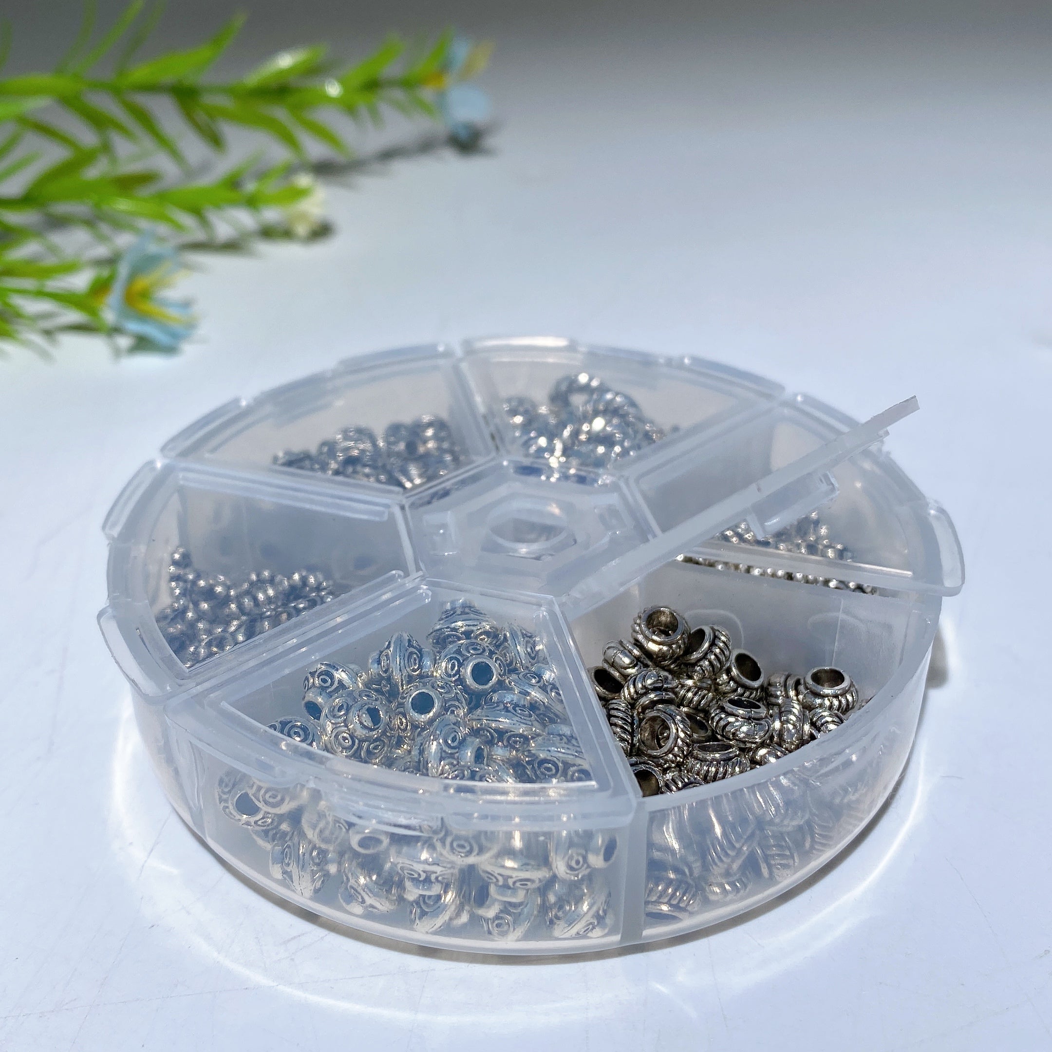 Boîte de perles d'espacement en argent antique pour bijoux spirituels DIY