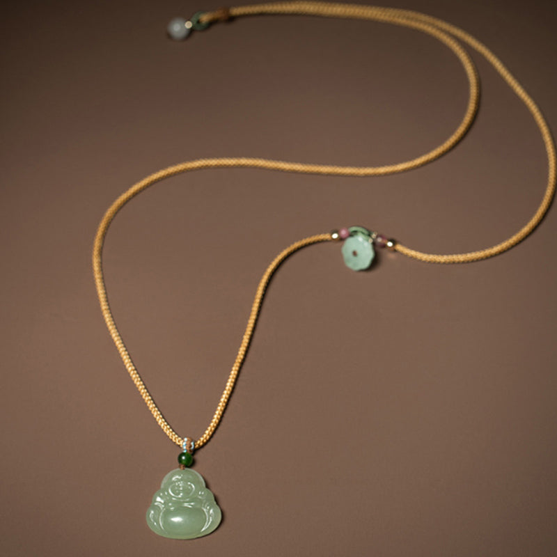 Collier de prospérité en jade et lotus du Bouddha rieur