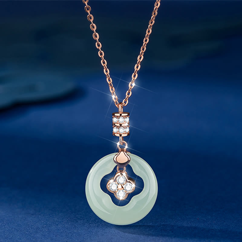 Collier porte-bonheur en jade Hetian avec trèfle à quatre feuilles pour la prospérité