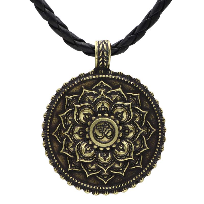 Collier unisexe électroplaqué Om Mani Padme Hum avec motif lotus