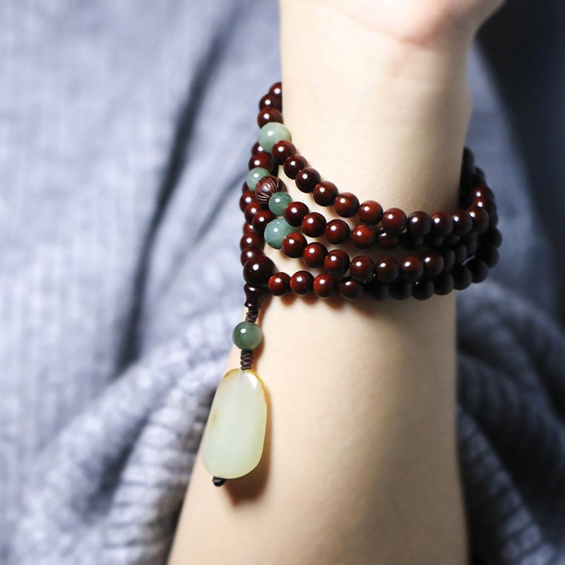 Bracelet Mala en bois de santal rouge et jade à petites feuilles de 6 mm pour la méditation